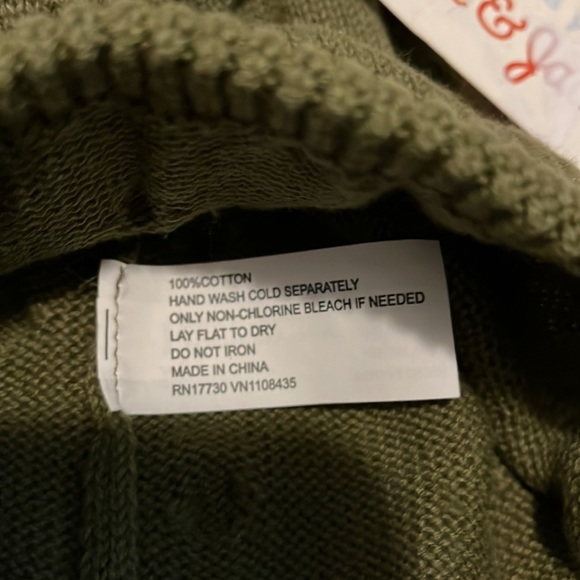 NWT newborn Pom Pom beanie, Cat & Jack, dark olive, unisex, 0-6 months - Picture 6 of 6